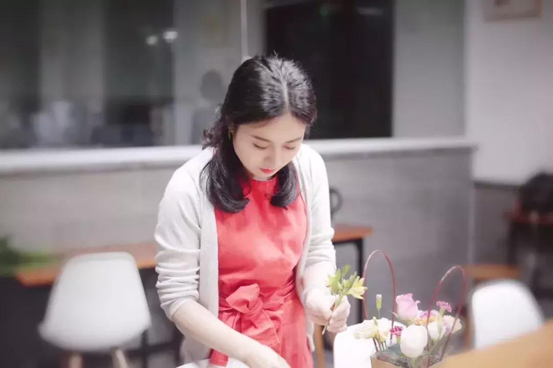 葱茏六月，秦汉胡同商务活动大事纪