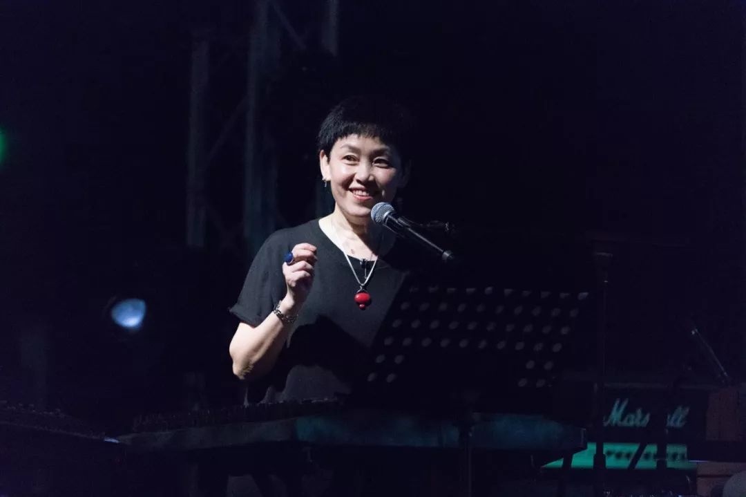 没有什么能比登陆草莓星球，更能唤醒春困的灵魂了