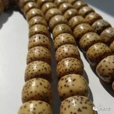 文玩珠串盘玩效果,文玩手串圆珠怎么加配饰