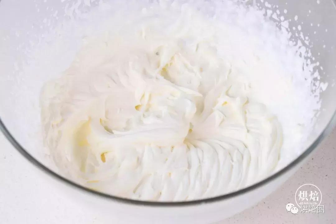 过年做的福袋卷蛋糕被亲戚夸惨了送给正月的寿星寓意好又漂亮~