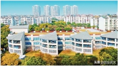 长江现代物业：创优城市综合服务供应商