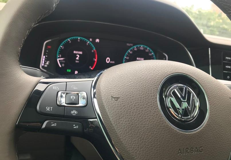 帕萨特用车体验,新款帕萨特车主用车感受