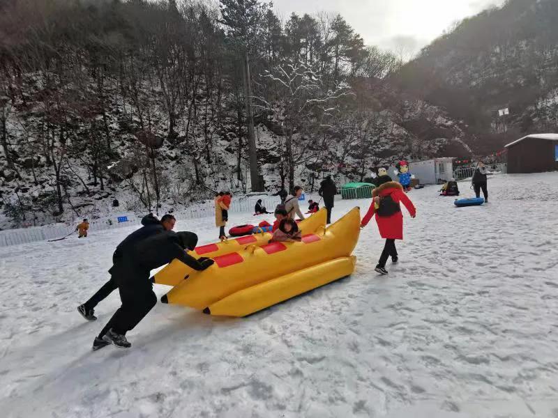 翠华山冰雪乐园,冬季翠华山游园攻略