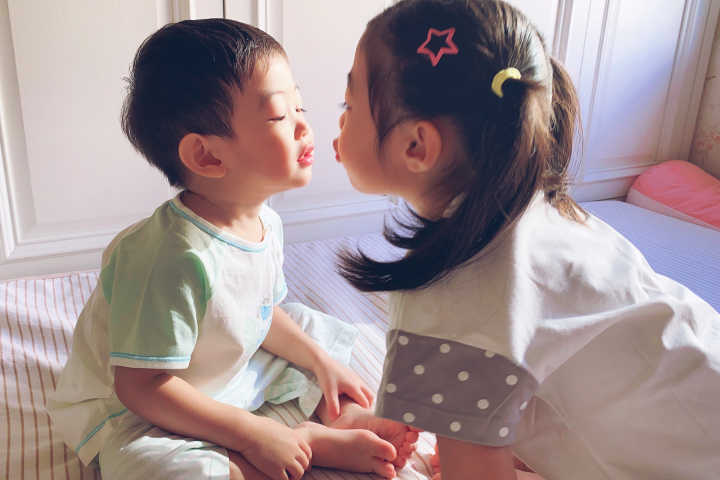 瓶喂母乳竟然有这么多好处！谁说母乳只能亲喂？刷新认知