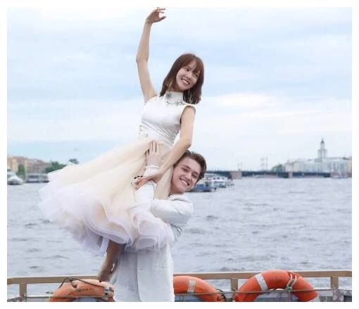 金晨和芭蕾王子,金晨采访跟芭蕾王子跳舞