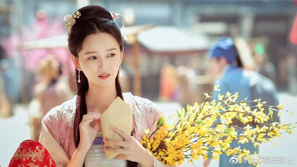 公开恋情？他前女友瓜好大