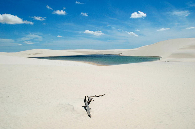 疫情下的巴西，天堂与地狱仅一街之隔，同在耶稣庇佑下的两种人生