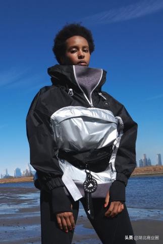 adidas武汉旗舰店,adidas阿迪达斯武汉江汉路