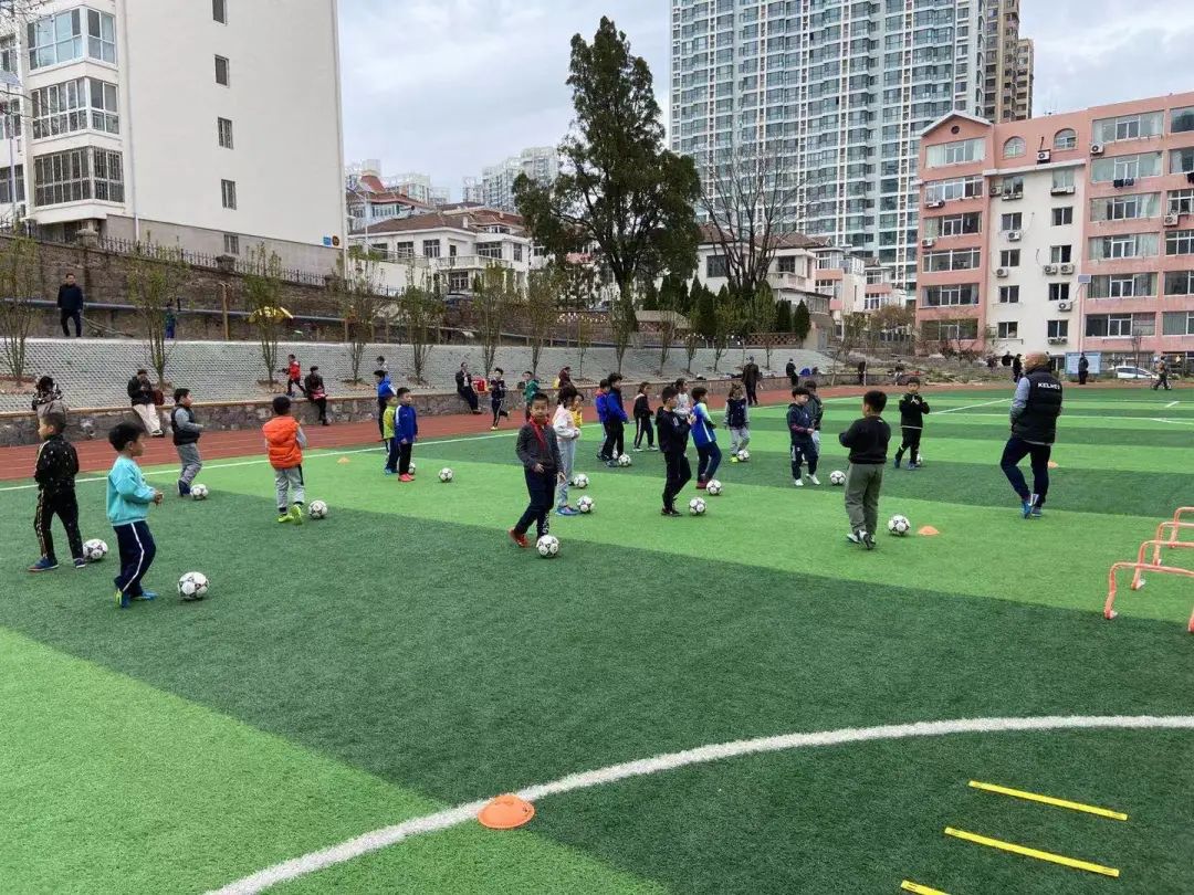 十个一运动主题内容,足球社团优秀社团事迹