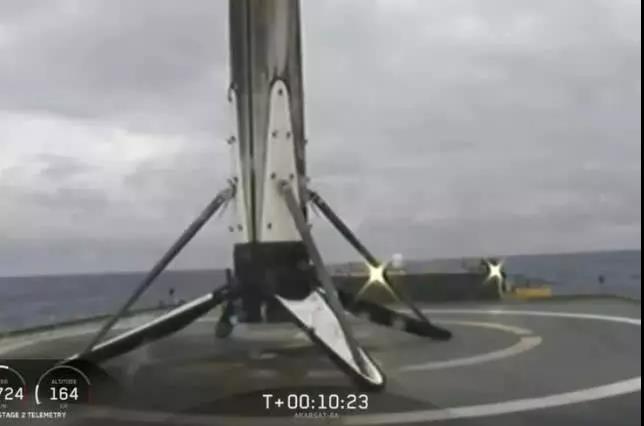 一周快讯：日本四大运营商将集体排斥华为；苹果和库克被起诉