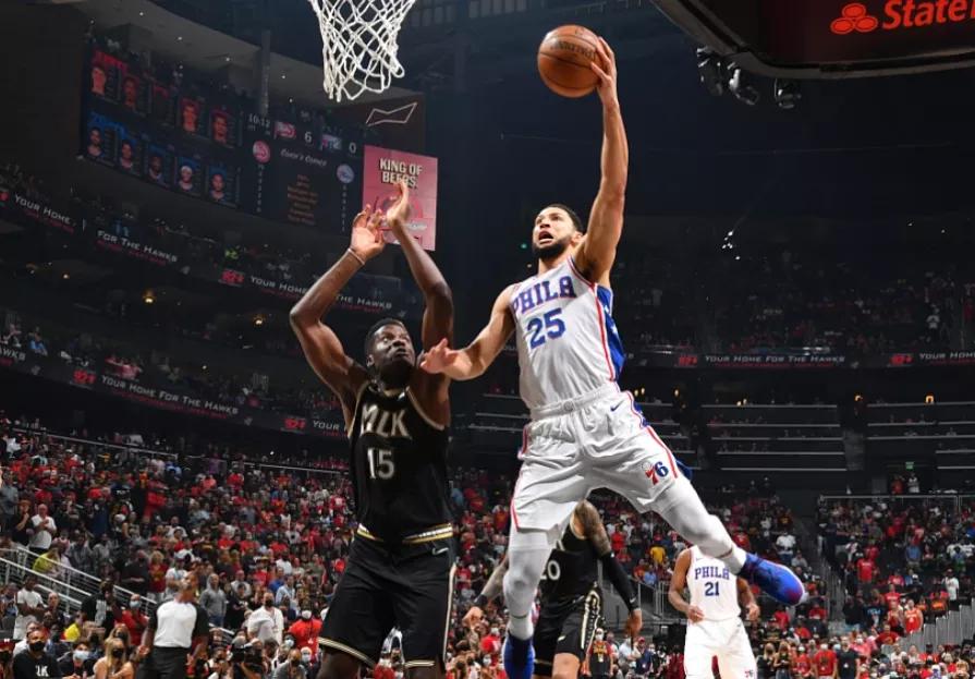 西蒙斯致命失误,西蒙斯的投篮错在哪