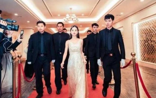 网红董事长张曼如：23岁手握78亿资产，跻身成功人士全靠编？