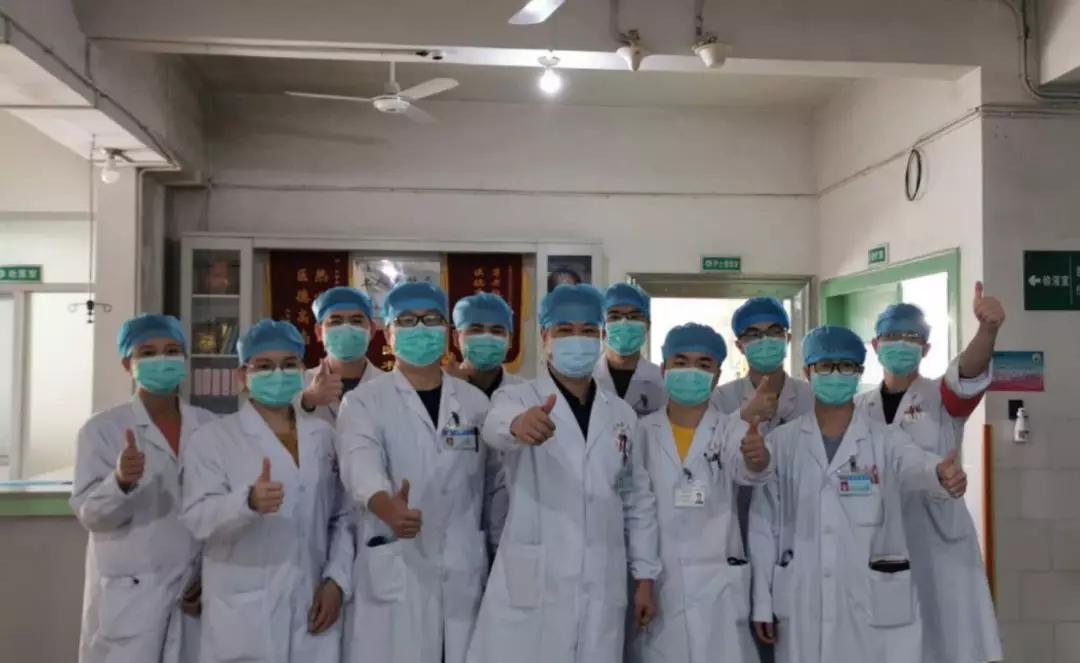 急诊室与死神赛跑,急诊科每天都在跟死神赛跑