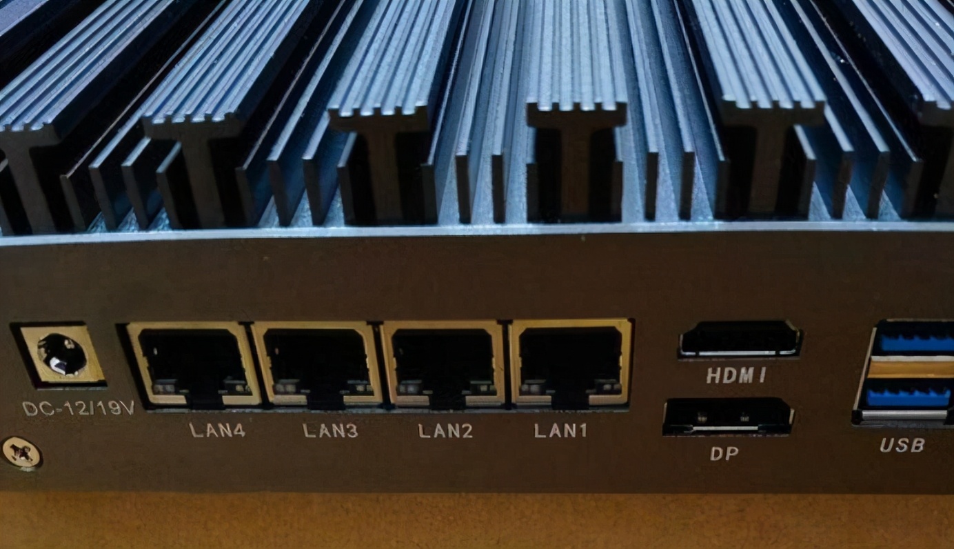 家庭无线路由器的最佳方案,家庭无线网络搭建基础知识