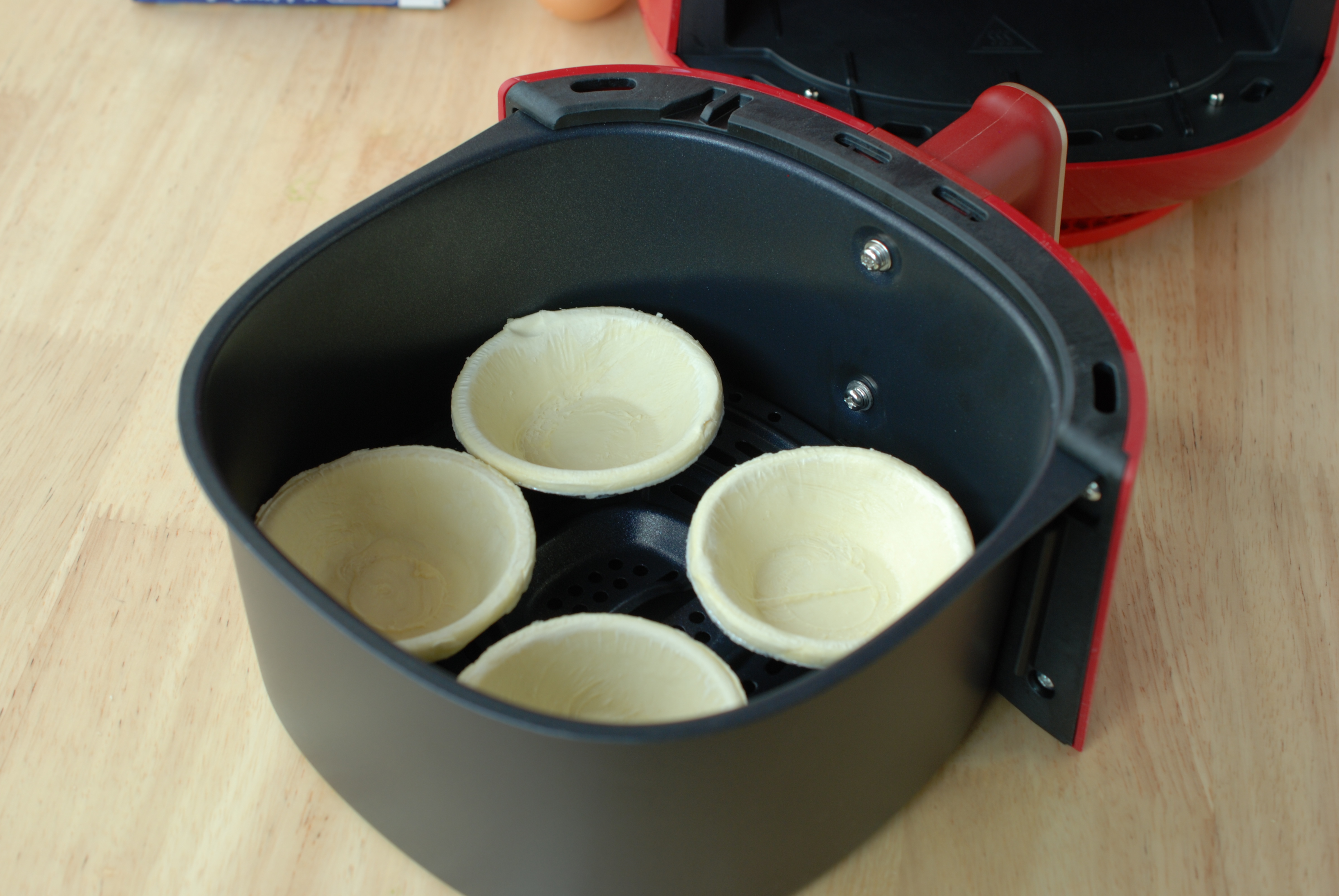 怎么做蛋挞不用蛋皮用烤箱烤,不用纯牛奶只有奶油怎么做蛋挞液