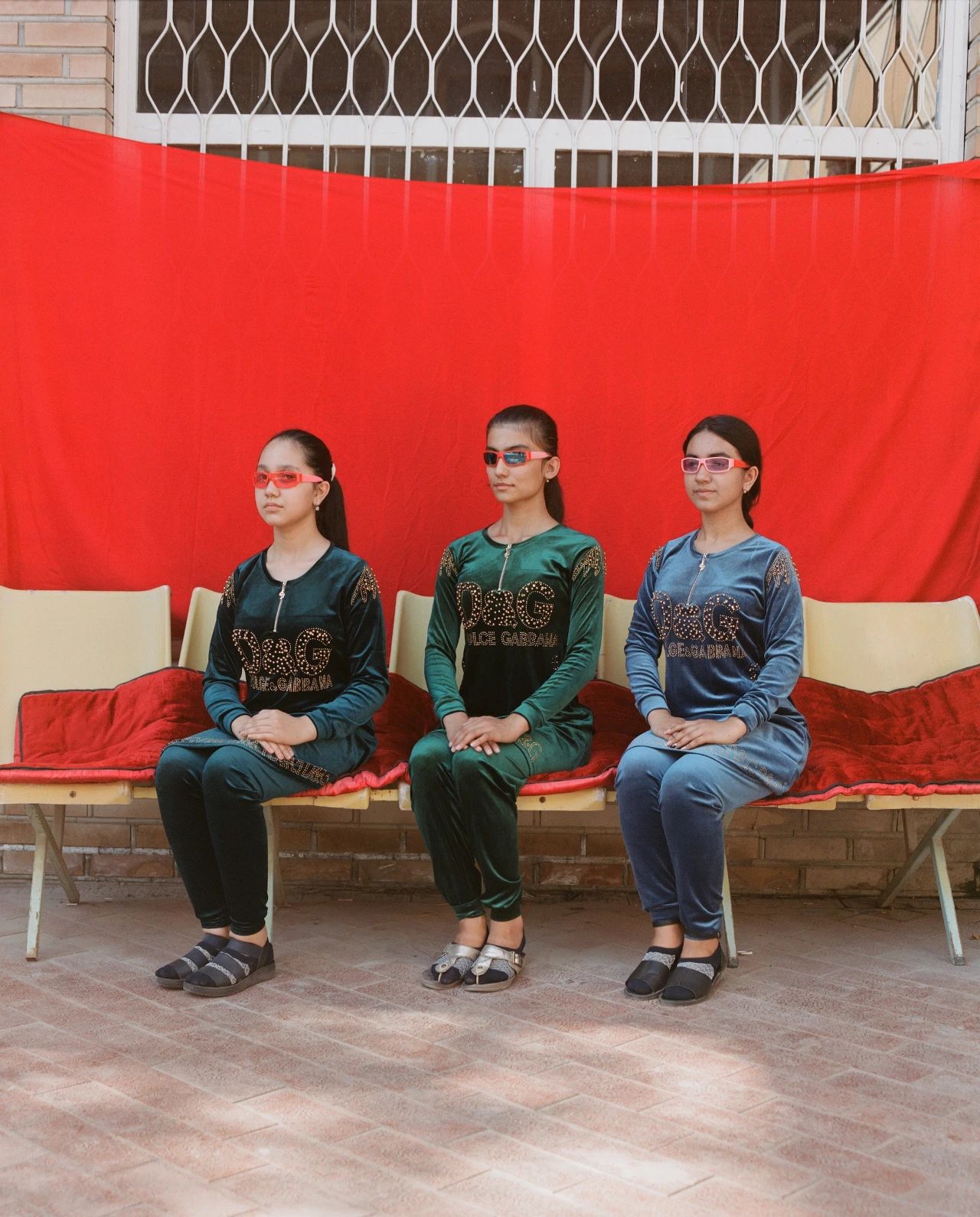 用地缘政治来思考东欧仿货流行学