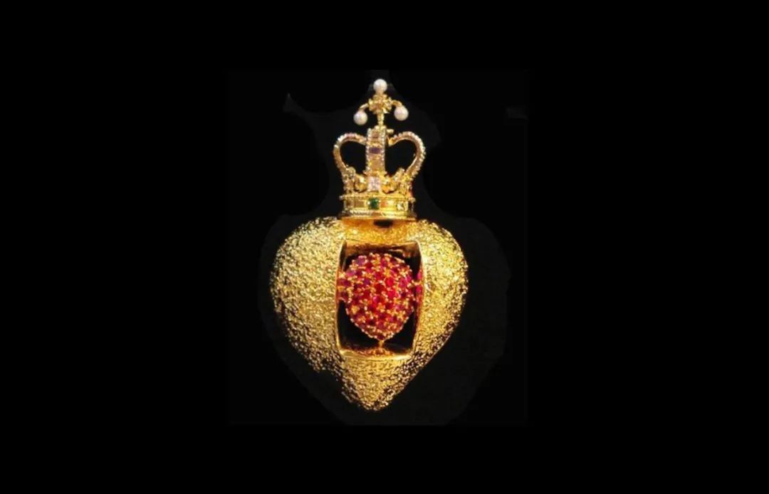 超现实珠宝首饰,超现实风格首饰设计