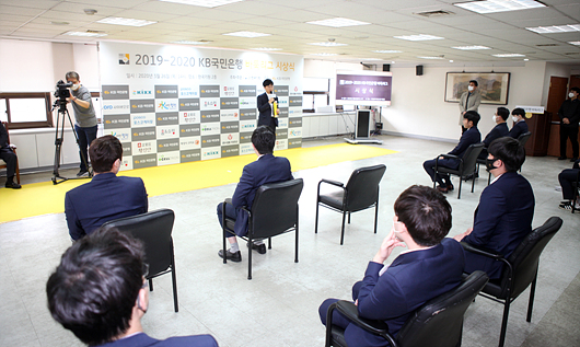 2020韩国颁奖典礼防弹少年团,2022颁奖典礼韩国参加名单