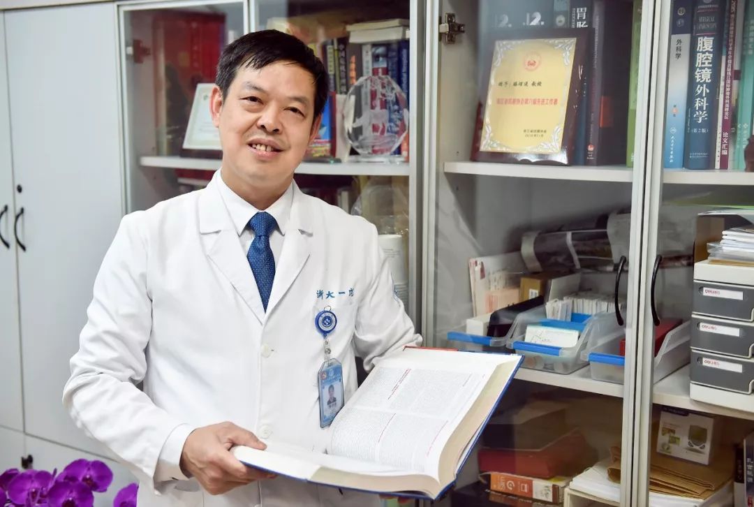 胃口变差,医生从她肚子里取出一个“足球”!疫情之下,这些事千万拖不得!