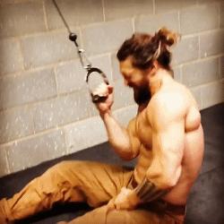 海王如何锻炼肌肉,海王锻炼肌肉