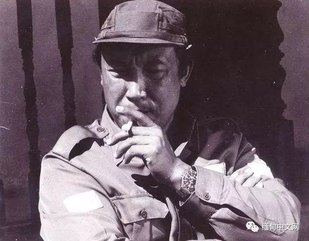 坤沙是怎么当上金三角老大的,金三角大毒枭坤沙传奇的一生