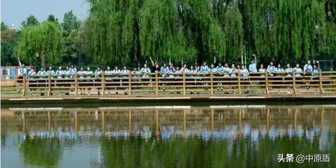 大片来袭！河南各高校凹造型毕业照绝对惊艳到你