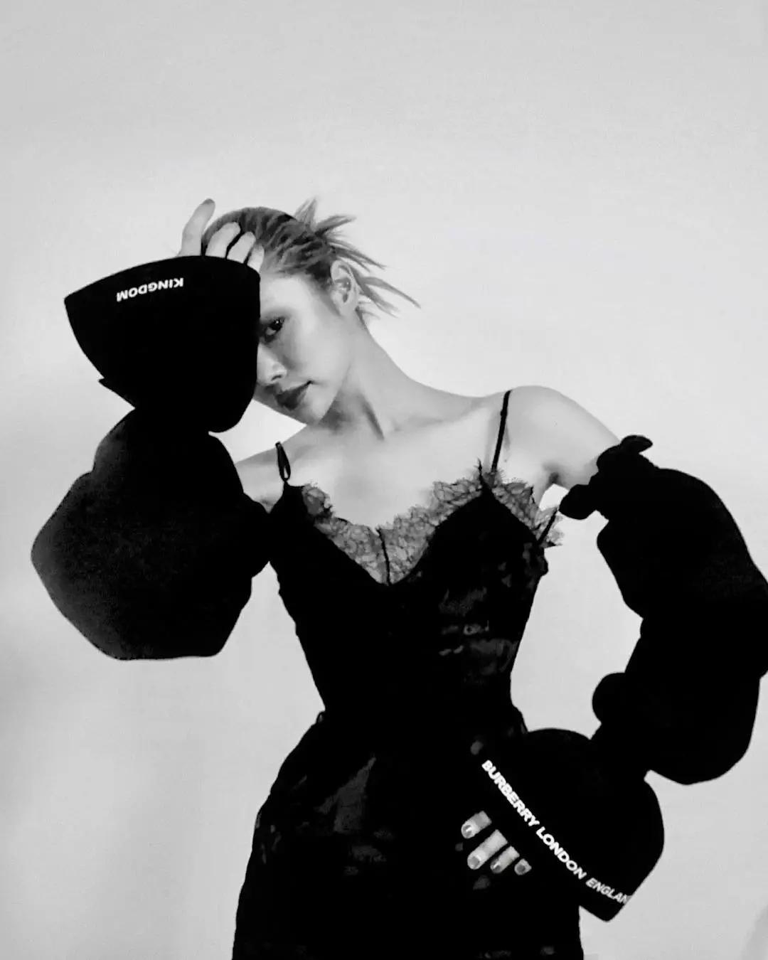 做权志龙闺蜜有多幸福?全球限定随便送:今晚我们都是柠檬精女孩