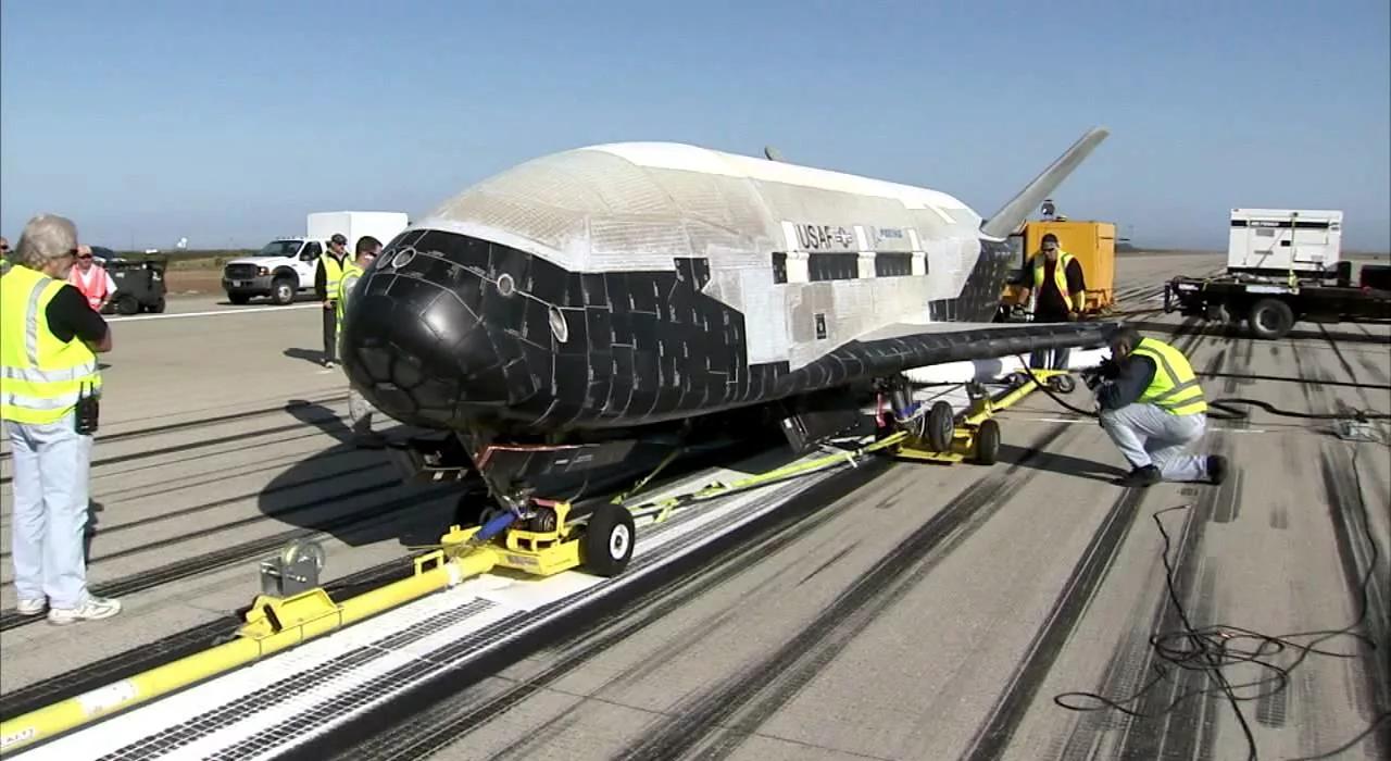 全球爱好和平国家的噩梦“达摩克里斯之剑”X-37B70图