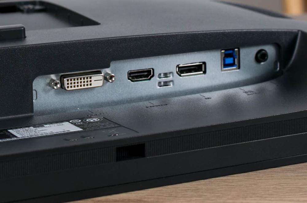 明基sw240的10bit是原生的吗,明基sw240显示器偏绿