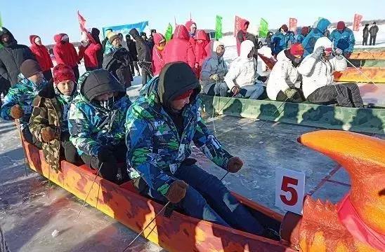 冰上龙舟点燃冬日激情：全国各地赛事蓬勃开展