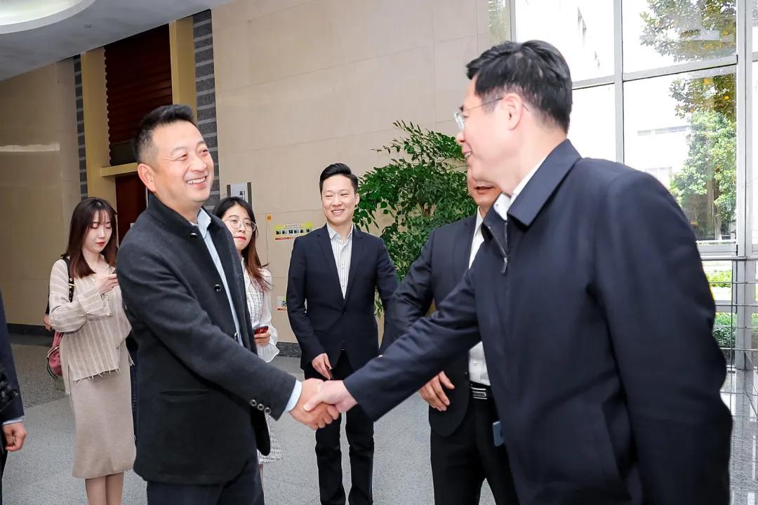 玩转江苏、初登快手，梁建章常州化身“伯虎”为旅游复兴加灵感