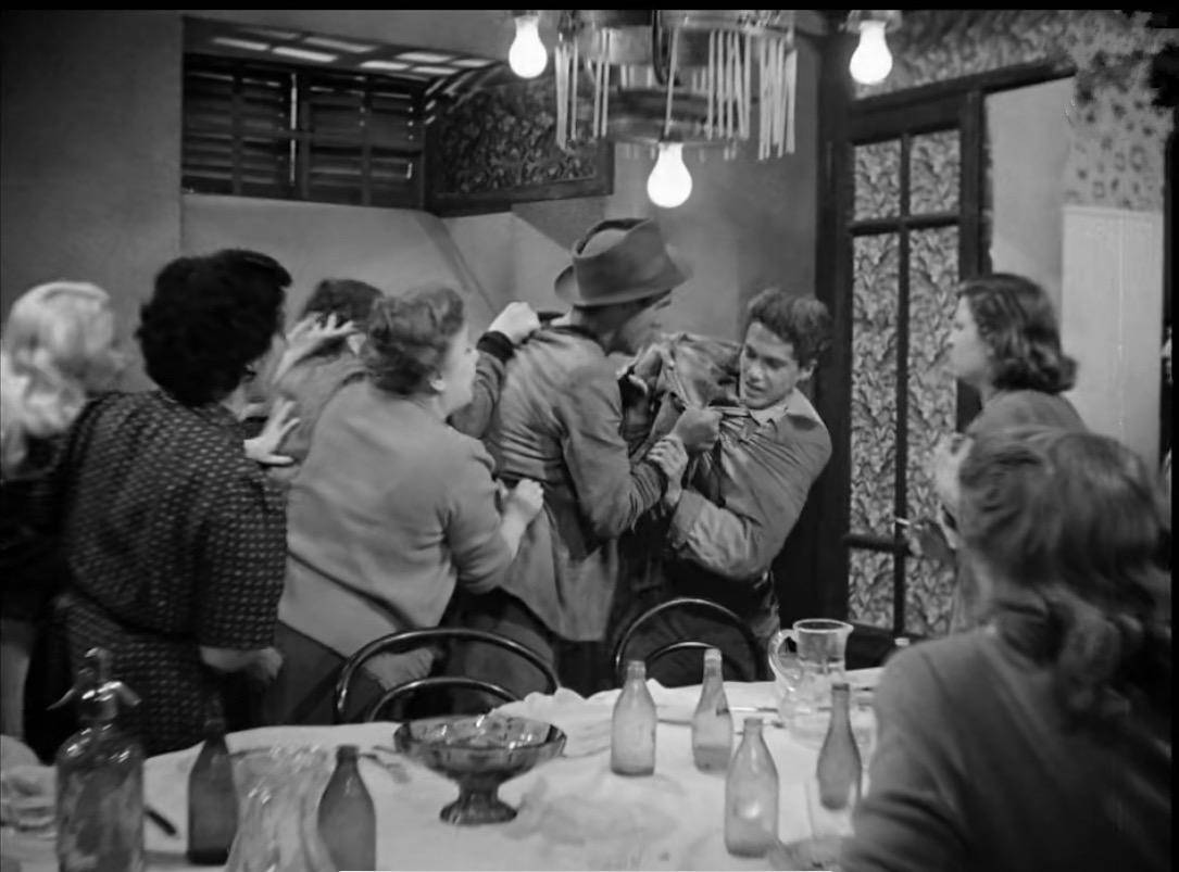 偷自行车的人的下场,偷自行车的人现实主义