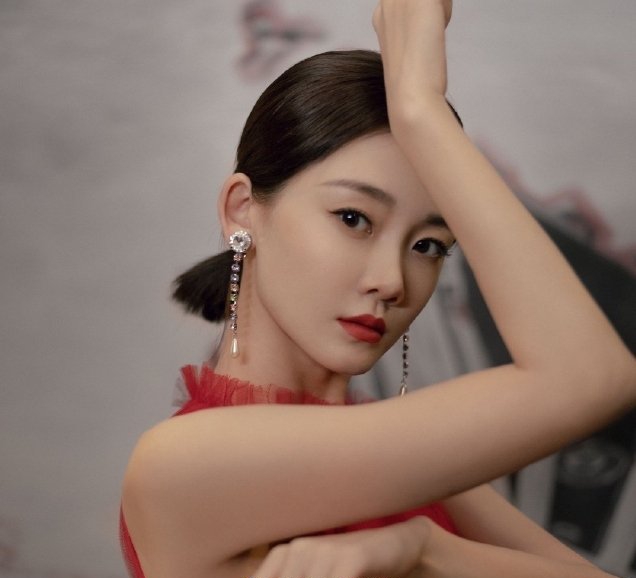 浪子回头是假？郑恺“夜店小王子”称号名不虚传！网友：心疼苗苗