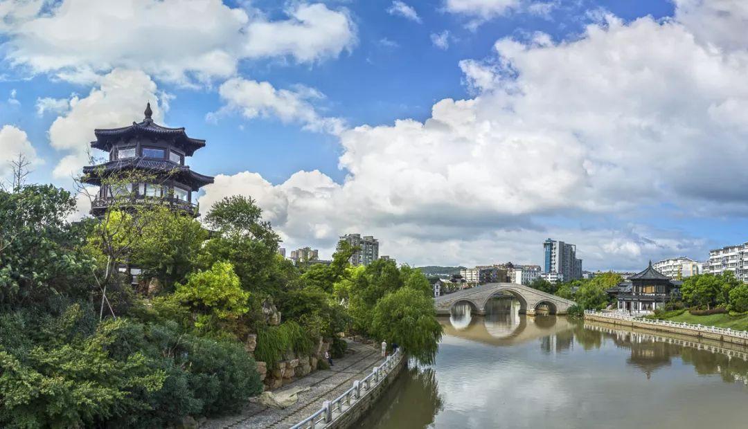 江苏镇江是三线城市吗,镇江市所辖县市区