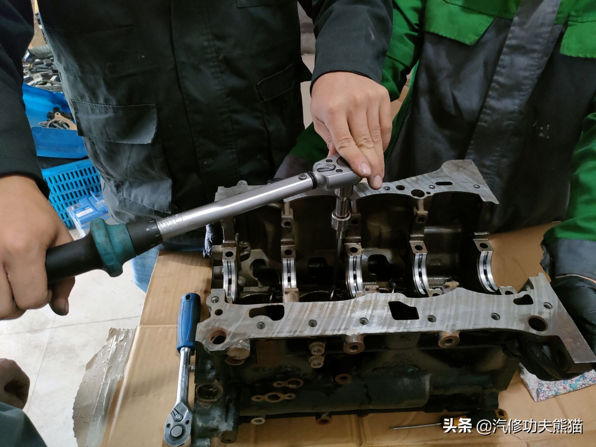 大众帕萨特烧机油维修费要多少,4s店解决不了问题该找谁