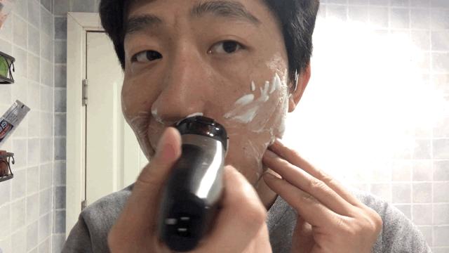 松下往复式剃须刀评测,30岁以上适合的剃须刀电动