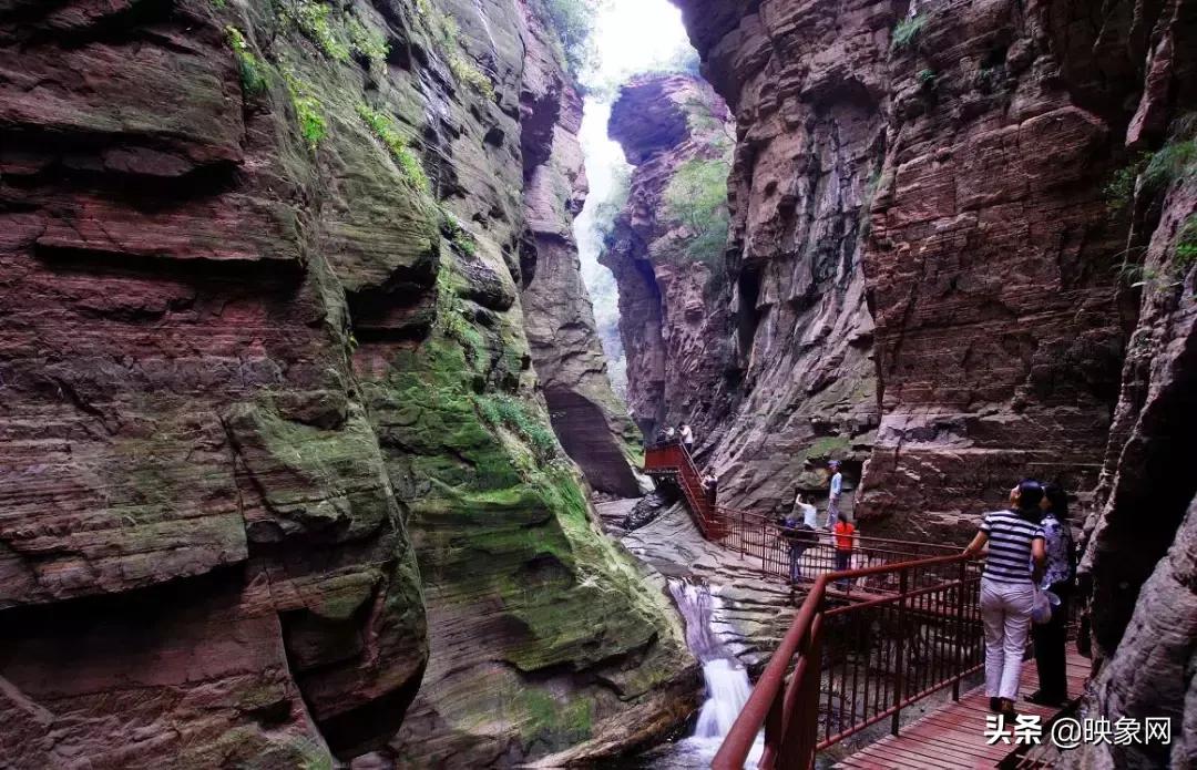 泌阳白云山景区免费,云台山嵖岈山白云山哪里更好玩