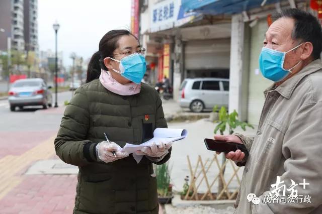 有人群内说“听说今晚降温”,当晚“空降”暖风机|“最美”网格员