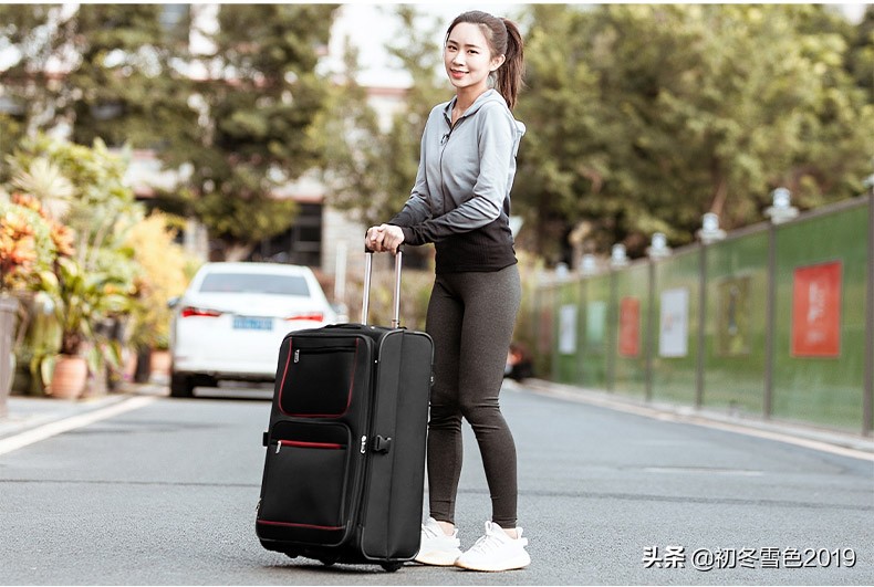 拉杆行李箱出行必备,随身携带行李箱尺寸