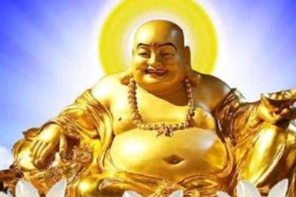 男子因像弥勒佛走红被遗弃,男子酷似弥勒佛如今怎么样