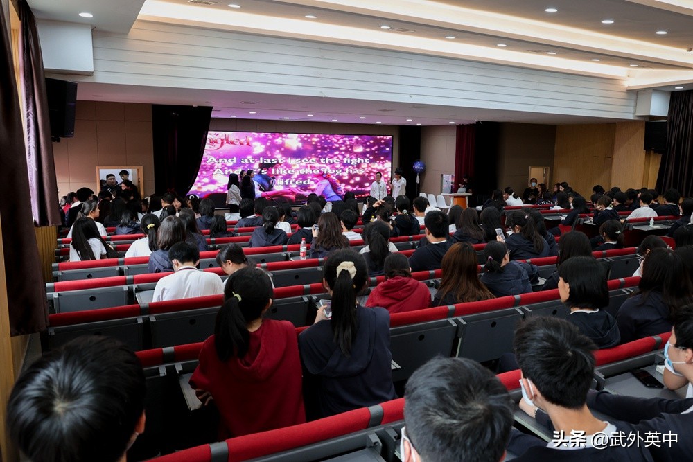 英中嘉年华,武汉学院社团嘉年华