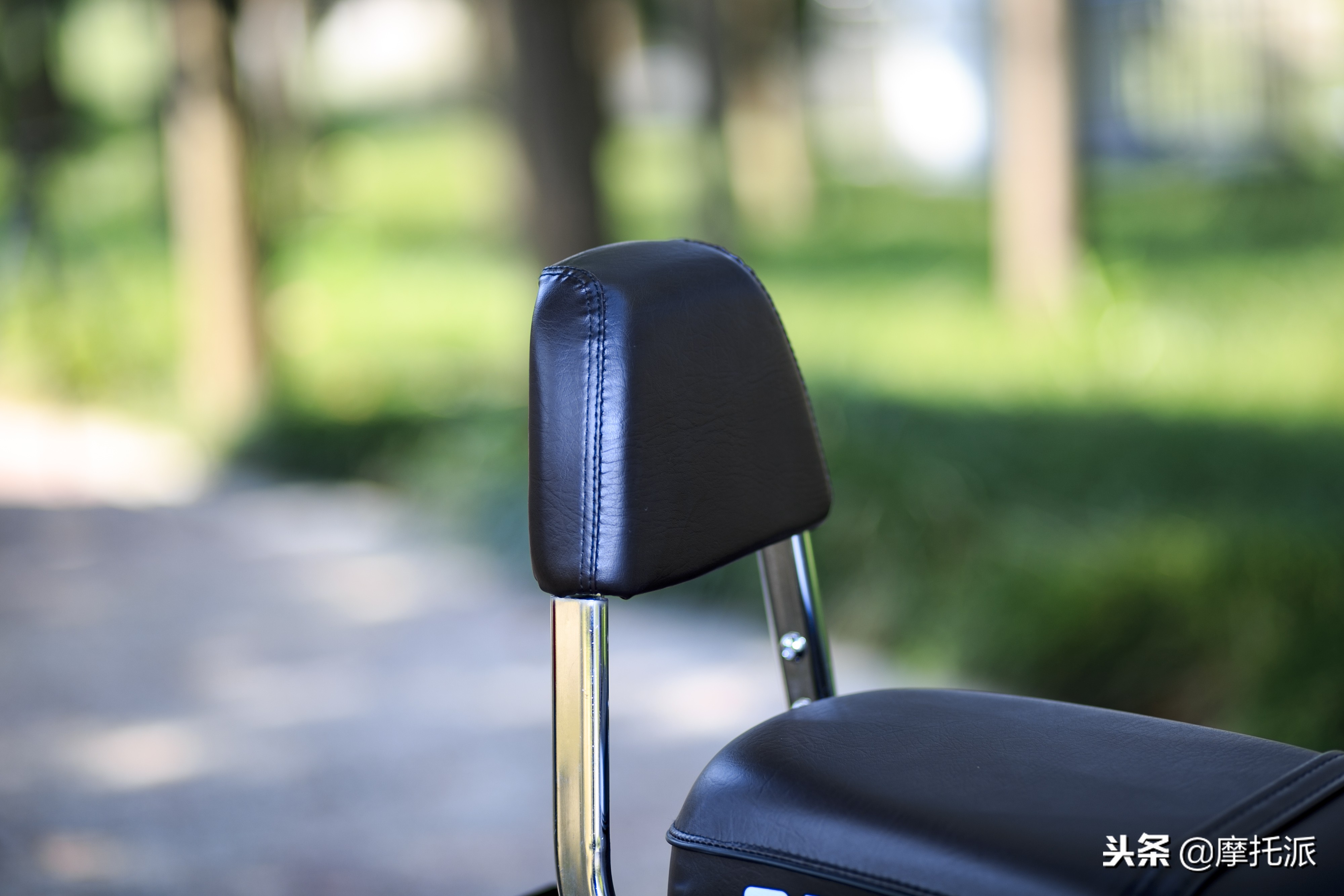 凯威极光200摩托车,钱江凯威荣光202和极光200的区别