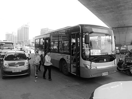 吕梁最受诟病的一个县,吕梁市落后的县