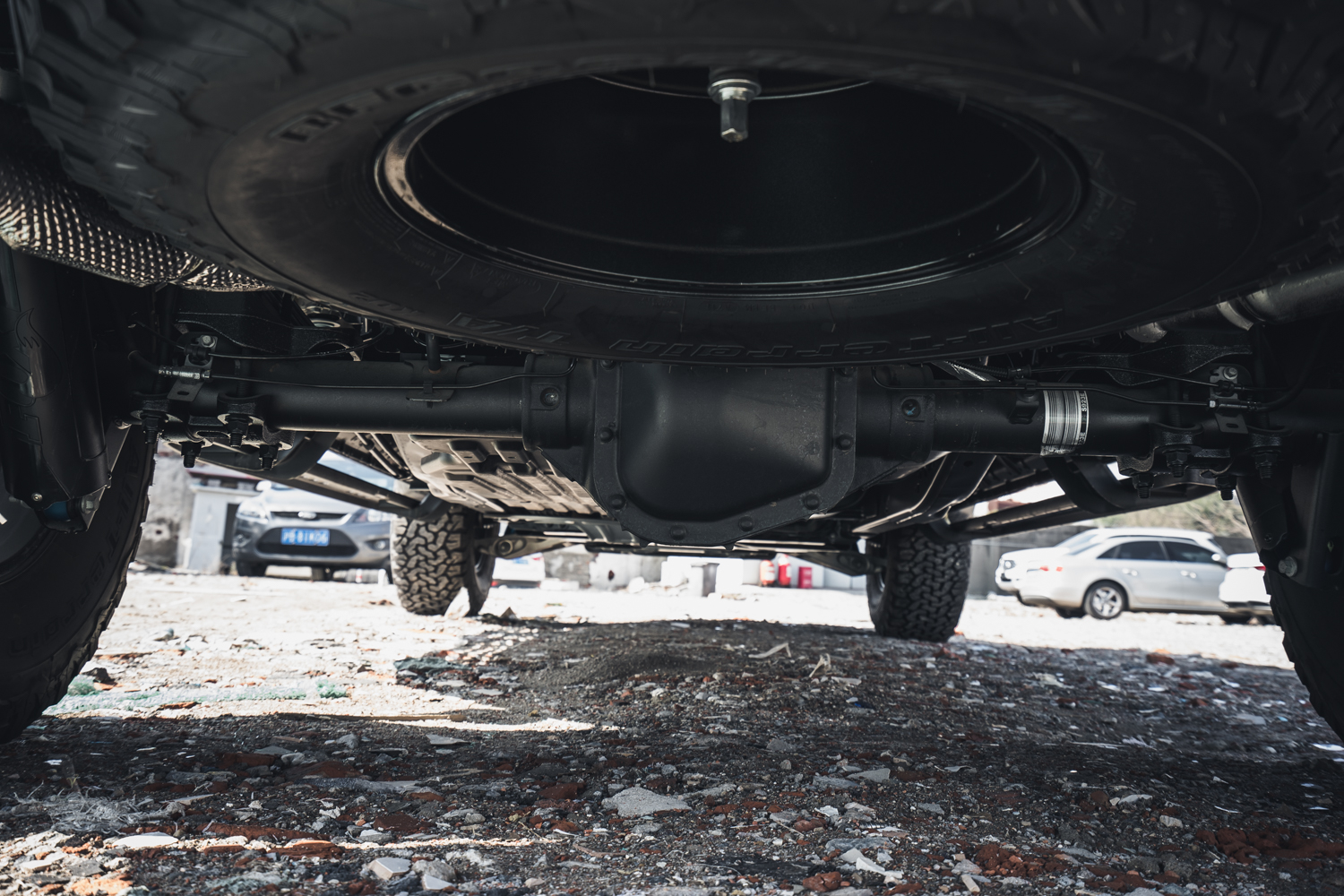 特斯拉cybertruck和福特f-150猛禽,福特猛禽f-150与小皮卡对比图