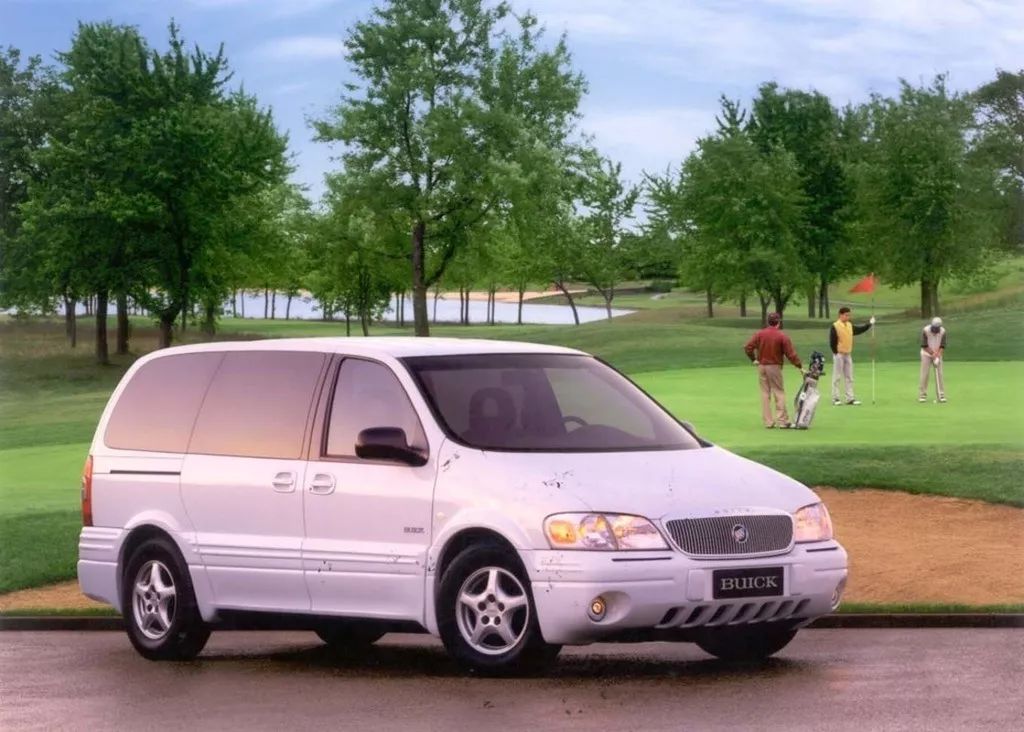 gl8mpv有什么优势,传祺gl8低配多少钱