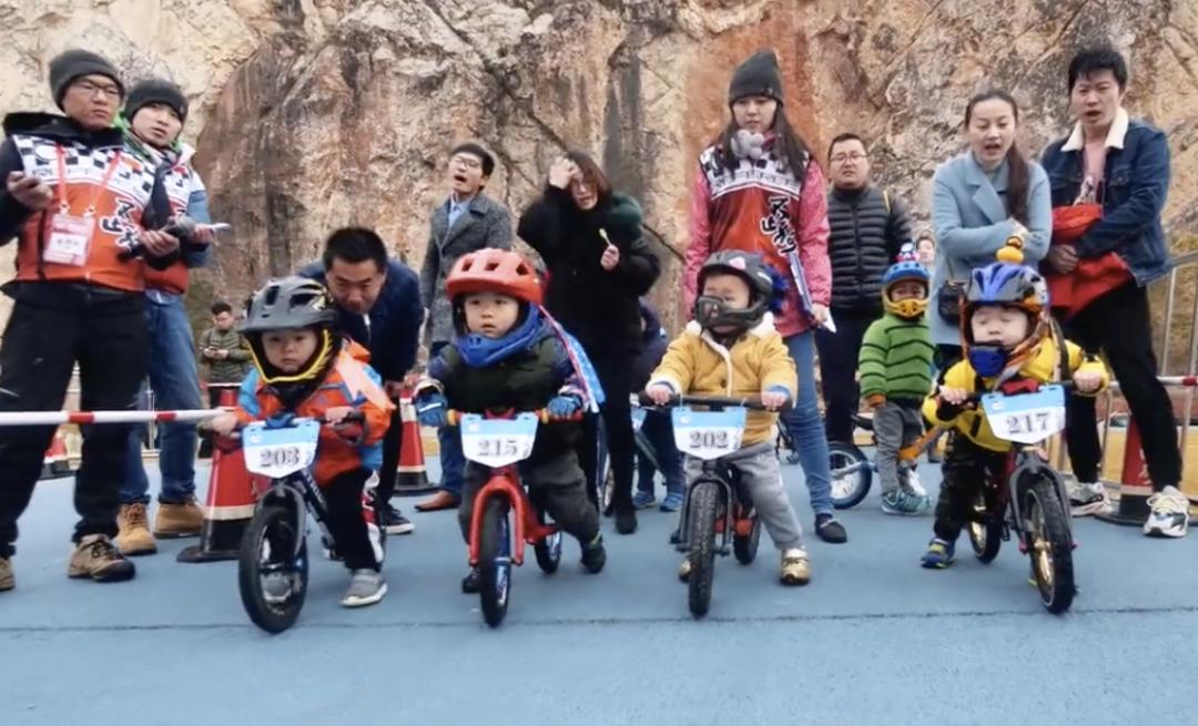 新潮流皮划艇,南京皮划艇上新玩法