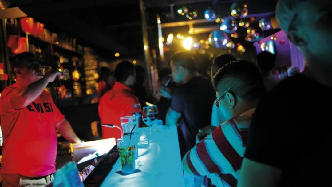 香港十大酒吧,香港气氛最好的酒吧推荐