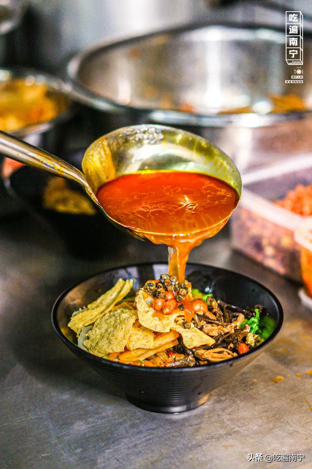 想它！三年前，让我欲罢不能的螺蛳粉，又开回来了