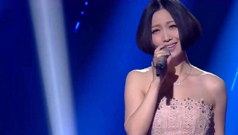 姚贝娜：患乳腺癌，割去乳房，后拍全裸写真照，死后捐出眼角膜