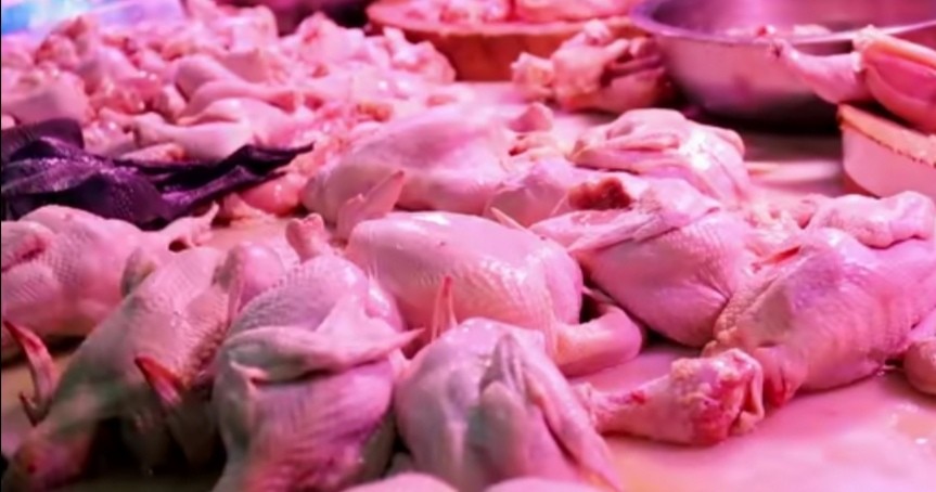 西安小伙卖炸鸡一天能卖20000元,河南小伙卖炸鸡多少钱一斤